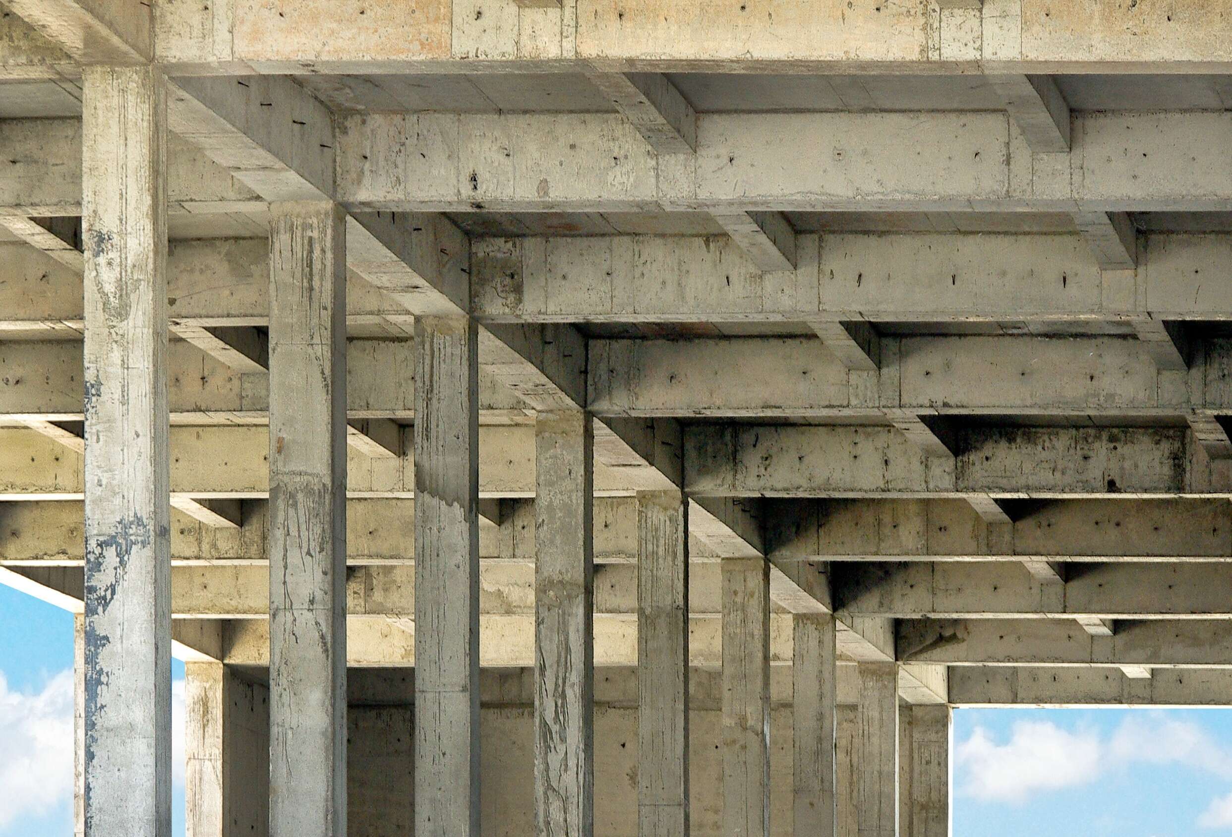 15236599_m_normal_none reinforced concrete (RC) beams